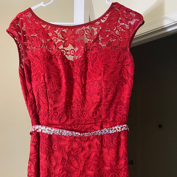 Red long dress - Picture 2 of 4